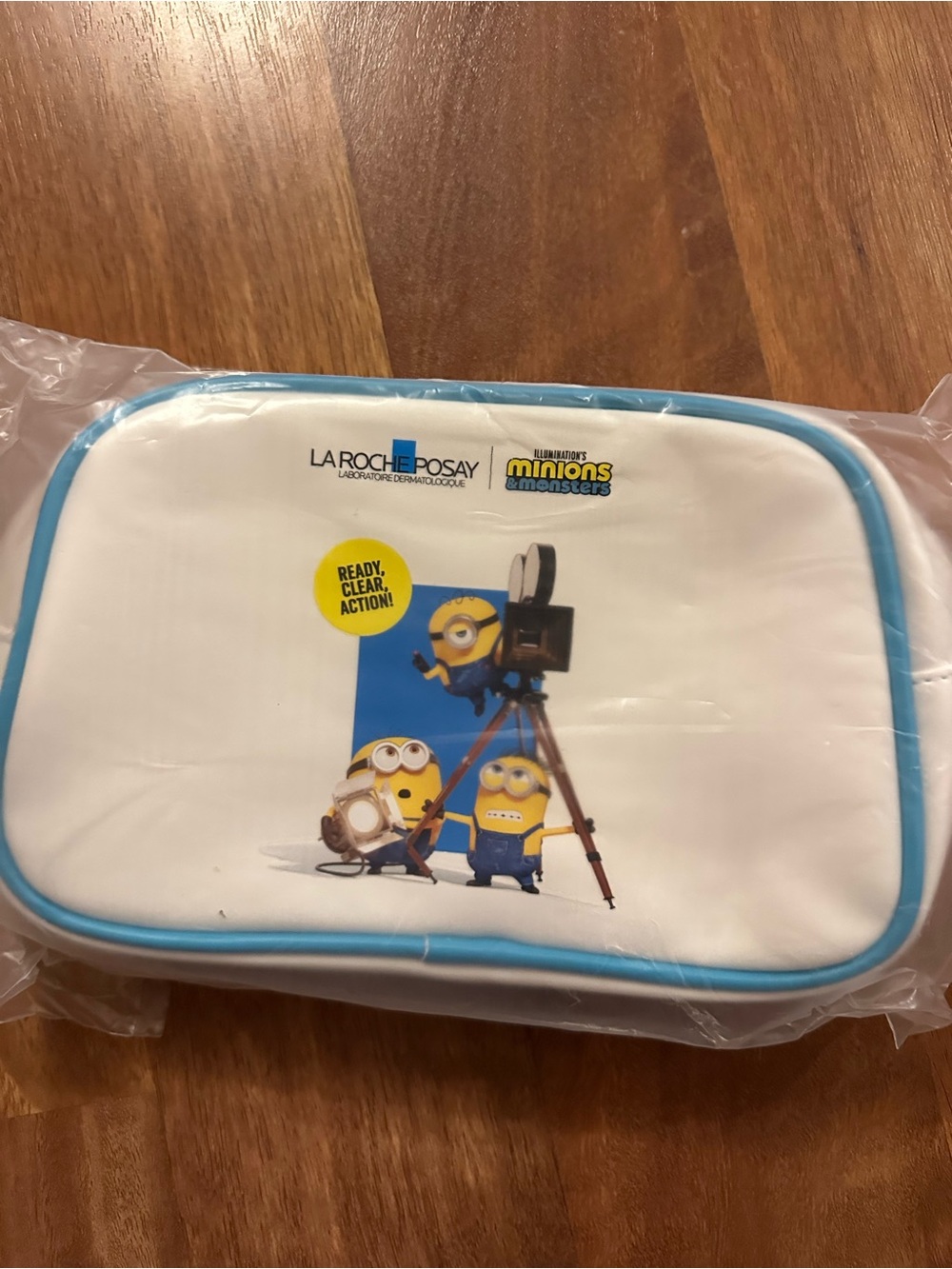 La Roche-Posay Kids Minions White and Blue Pouch